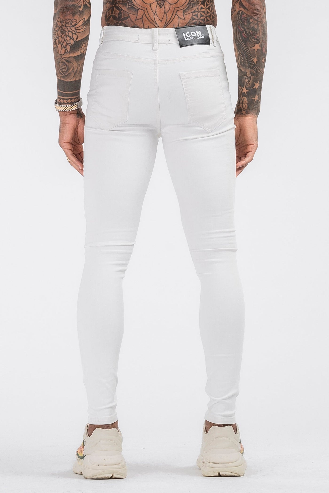 THE SAVAGE JEANS - WHITE - ICON. AMSTERDAM